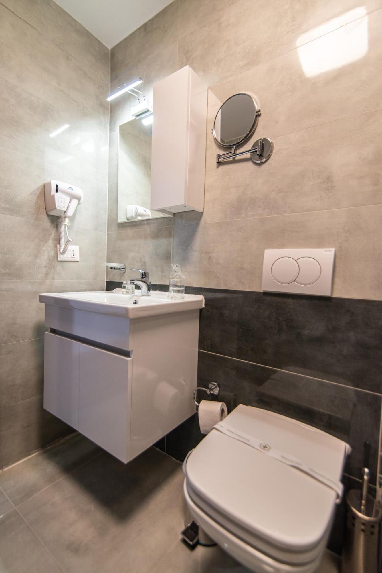 Dishli Hotel & Spa Struga Ngoại thất bức ảnh